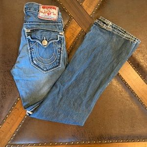 True Religion Medium Wash Mens Size 30 Jeans